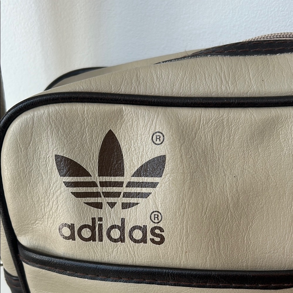 Adidas Tan Messenger Bag with Trefoil Logo, Vintage - Picture 4 of 12